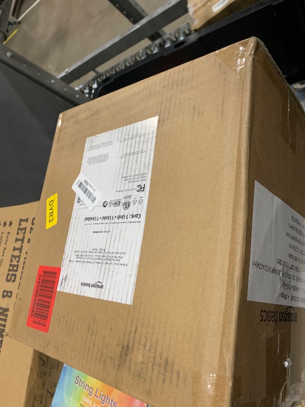 Photo 1 of ** FOR PARTS ONLY **
Cross Cut Paper and Credit Card Shredder for Security - 8-Sheet, Heavy Duty, White