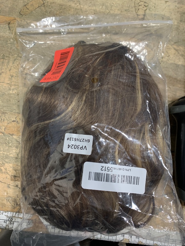 Photo 1 of (fake for cosplay) Mayouda Highlight V Part Wig Long Body Wavy Upgrade U Part Synthetic Hair for Black Women 24Inch Light Blonde With Brown Root Full Head Clip In Hair Glueless Women Wigs (Light Blonde With Brown Root)