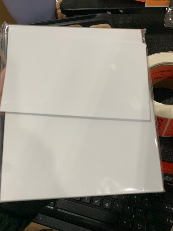 Photo 1 of 100 Pack Thick Paper Cardstock Blank Heavy Cards Stock for Invitations, Greeting Cards Making, Postcards, Photos, 250GSM Thick Paper (White, 3x5 inches)