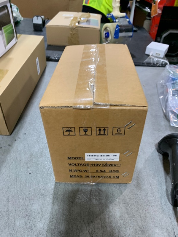 Photo 1 of Industrial Sewing Machine Servo Motor, AC110V, 1000W, 6000RPM, Servo Motor Sewing Machine with Controller and Foot Switch, Run CW and CCW, Silent, Instructions