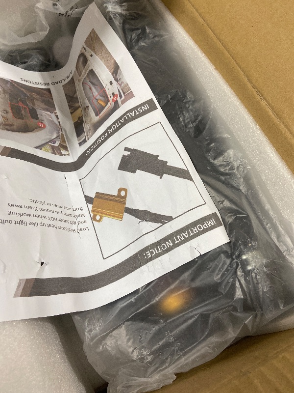 Photo 1 of 1 light only…DWVO LED Tail Lights Assembly Compatible with 1999-2006 Chevy Silverado 1500 2500/2007 Silverado Classic / 99-02 GMC Sierra 1500 2500/01-02 Sierra 1500HD 2500HD 3500 Taillights Pickup Truck