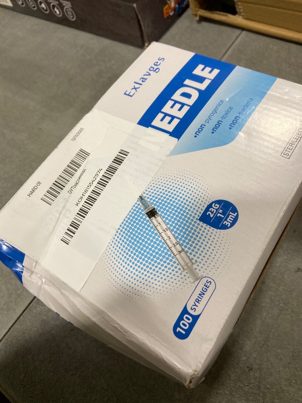 Photo 1 of 100 Pack Disposable 3ml/cc Lab Syringes with 23Ga 1 Inch Needle Luer Lock, Individually Sealed Packed