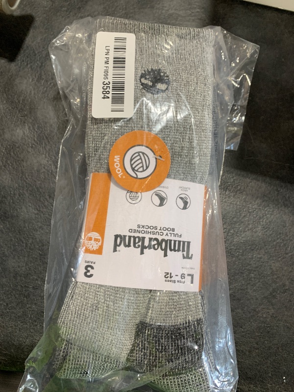 Photo 1 of Timberland Mens Wool, Hiking, Winter, Thermal Boot, Full Cushioned Crew Socks Arch Support