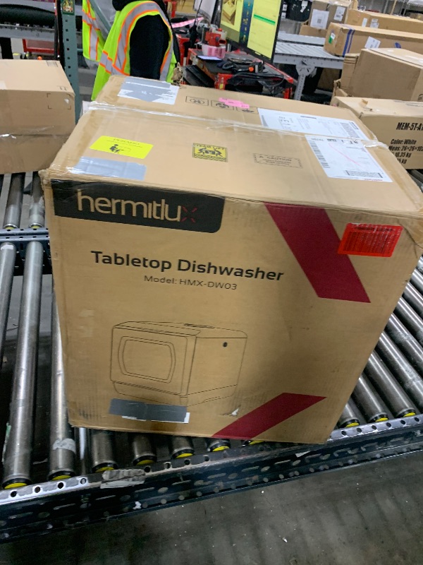 Photo 1 of Hermitlux Countertop Dishwasher, 5 Washing Programs Portable Dishwasher With 5-Liter Built-in Water Tank For Glass Door