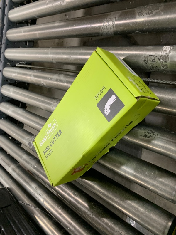 Photo 1 of SnapFresh 4V Cordless Electric Scissors, Rechargeable Cardboard Cutter & Box Cutter Rotary Tool, 285 RPM Fabric Carpet Leather Cutter with LED, Extra Blade, 2.0Ah Battery & Storage Bag(SP5091)