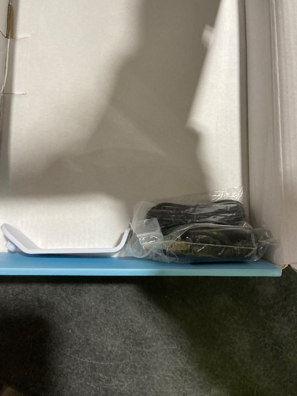 Photo 1 of 64GB 2K 11inch Digital Photo Frame WiFi6&5G Digital Picture Frame 100% sRGB 1920x1280 FHD IPS Touch Screen,Share Photos & Videos via Frameo App, Extend Storage by SD Card and USB Drive,Clock,Weather