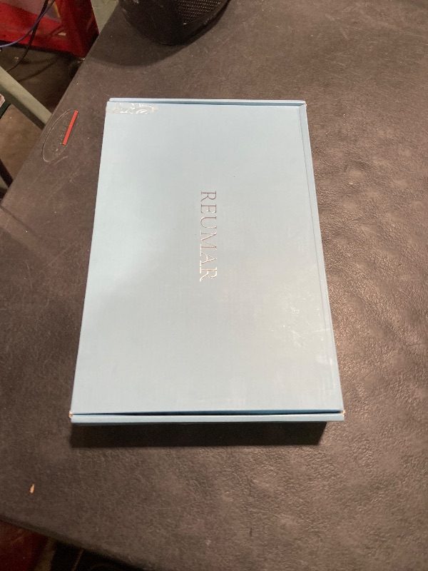 Photo 1 of 64GB 2K 11inch Digital Photo Frame WiFi6&5G Digital Picture Frame 100% sRGB 1920x1280 FHD IPS Touch Screen,Share Photos & Videos via Frameo App, Extend Storage by SD Card and USB Drive,Clock,Weather