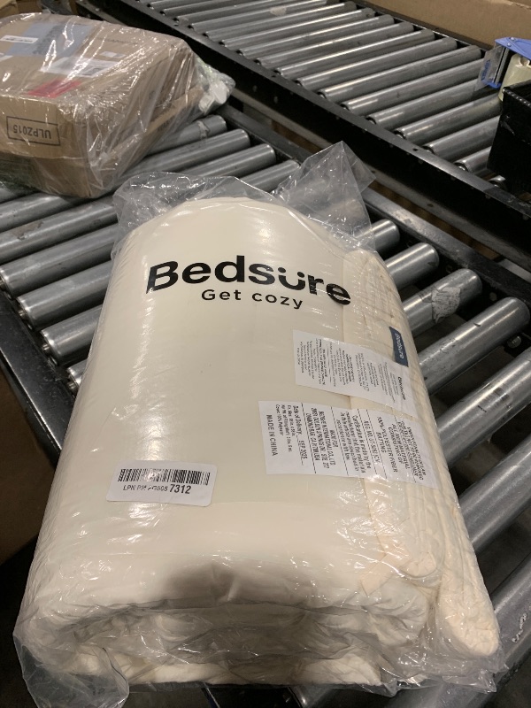 Photo 1 of Bedsure Comforter Duvet Insert - Quilted Comforters Queen Size, All Season Duvet, GentleSoft Down Alternative Bedding, with 8 Tabs, Gifts for Women/Men, Cream,Queen 88 x 88 Inches