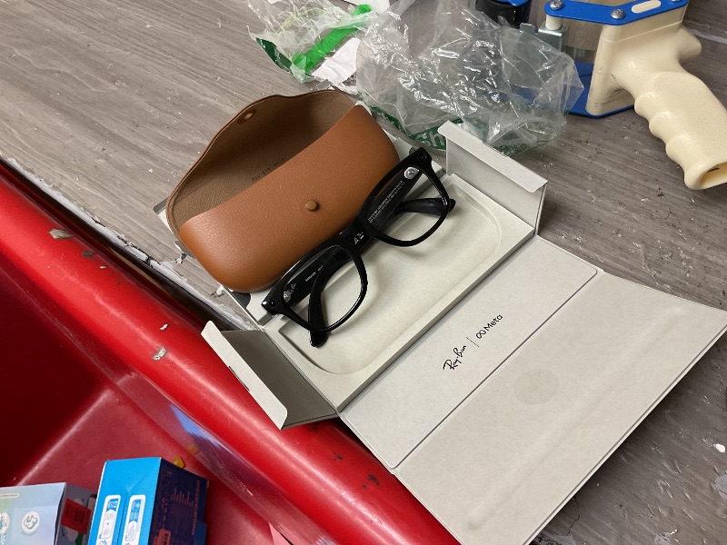 Photo 1 of Ray-Ban Meta (Gen 2), Skyler, Shiny Black | Smart AI Glasses for Men, Women — 2x Battery Life — 3K Ultra HD Resolution — 12 MP Ultra-Wide Camera, Audio, Video — Transitions® Graphite Green Lenses