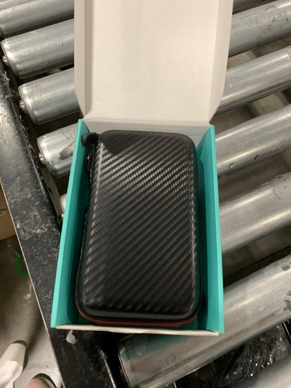 Photo 1 of 2025 New Upgrade R36MAX Handheld Game Console, Built-in 4000mAh Battery, 4K HD 4" IPS Glass Screen, Supports 18000+ Classic Games, Linux-Based Retro Gaming Console(Grey)