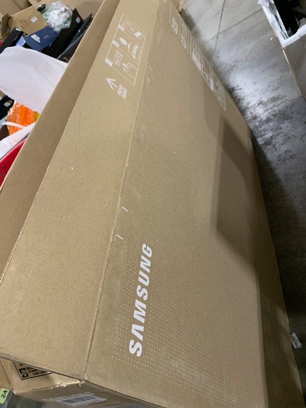 Photo 1 of Samsung 65-Inch Class QLED Q7F Series Samsung Vision AI Smart TV (2025 Model, 65Q7F) Quantum HDR, Object Tracking Sound Lite, Q4 AI Gen1 Processor, 4K upscaling, Gaming Hub, Alexa Built-in