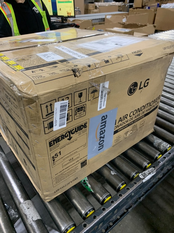 Photo 1 of LG 10000 BTU Window Air Conditioners [2023 New] Dual Inverter Remote WiFi Enabled App Ultra-Quiet Washable Filter Cools 450 Sq.Ft AC Unit air conditioner Easy Install White LW1022FVSM