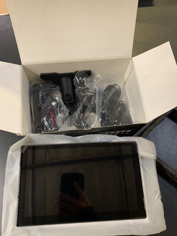 Photo 1 of [2025 Upgrade] Apple Carplay Screen for Car&Android Auto Screen with 4K Dash Cam,Backup Camera,Portable 9" HD IPS Screen for Car,GPS Navigation,Bluetooth,AirPlay,AUX/FM for All Vehicles