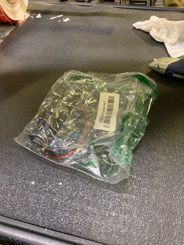 Photo 1 of 1 PIECE ONLY** Newzoll 23A 24V/2x12V Battery Holder Plastic Box with On/Off Switch, Wire Leads (12 Inch), 5pcs for Remote Control, Car, Electronics, 24V Power Storage Case Container