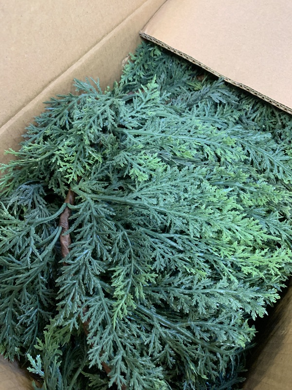 Photo 1 of 1pcs 9FT Christmas Cedar Garland Artificial Real Touch Thickness Realistic Greenery Pine Garland for Mantle Fireplace Outdoor Indoor Christmas Decorations