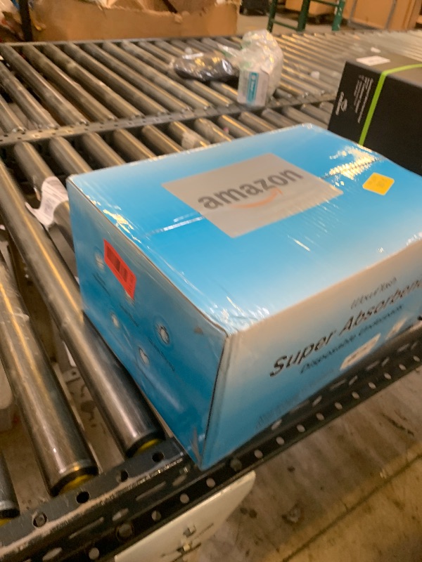 Photo 1 of 100 Count 22” x 22” Super Absorbency Disposable Underpads, Leakproof Quick Drying Disposable Pads for Baby, Puppy and Adults, Puppy Pads, Cat Pee Pads for Dogs, Potty Puppy Training Pads