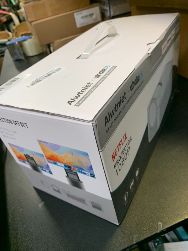 Photo 1 of [Electric Focus] Smart Projector 4K Support 700 ANSI, Mini Projector with Wifi and Bluetooth, Ultra Short Throw, Built-in Android 13, Auto Correction Proyector for Home Theater/Outdoor HY450NTV