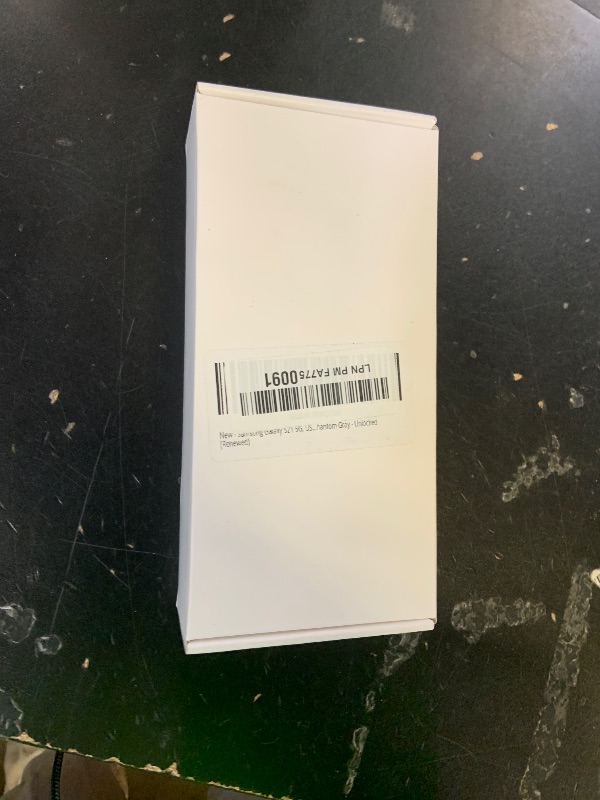 Photo 1 of Samsung Galaxy S21 5G, US Version, 128GB, Phantom Gray - Unlocked (Renewed)