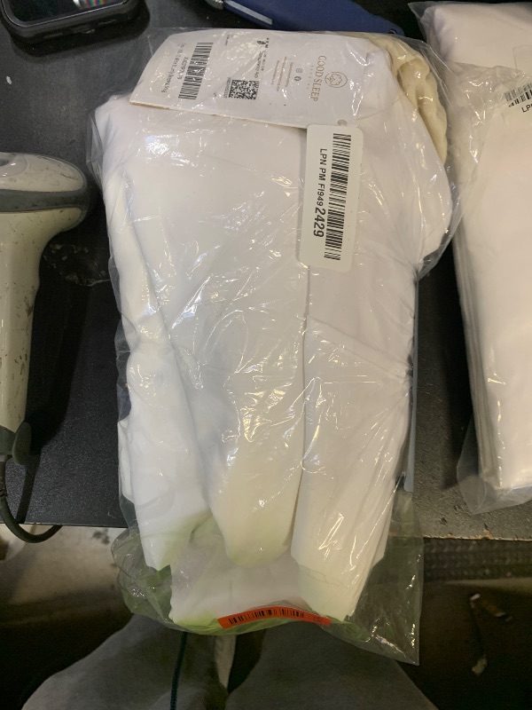 Photo 1 of 1000 TC White Standard Pillowcases Set of 4 100% Egyptian Cotton Pillow Cases with Long Staple Cotton & Sateen Weave, Silky Soft Hotel - Like Bed Pillow Covers for Comfy Sleeping, Snug Fit