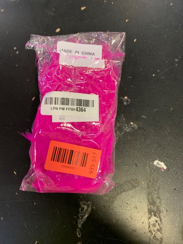 Photo 1 of 100pcs Rose Pink Fuchsia Feathers Fluffy Turkey Marabou Feathers 4-6 Inches for Crafts Dream Catcher Fringe Trim Colored Feathers Fly Tying Material