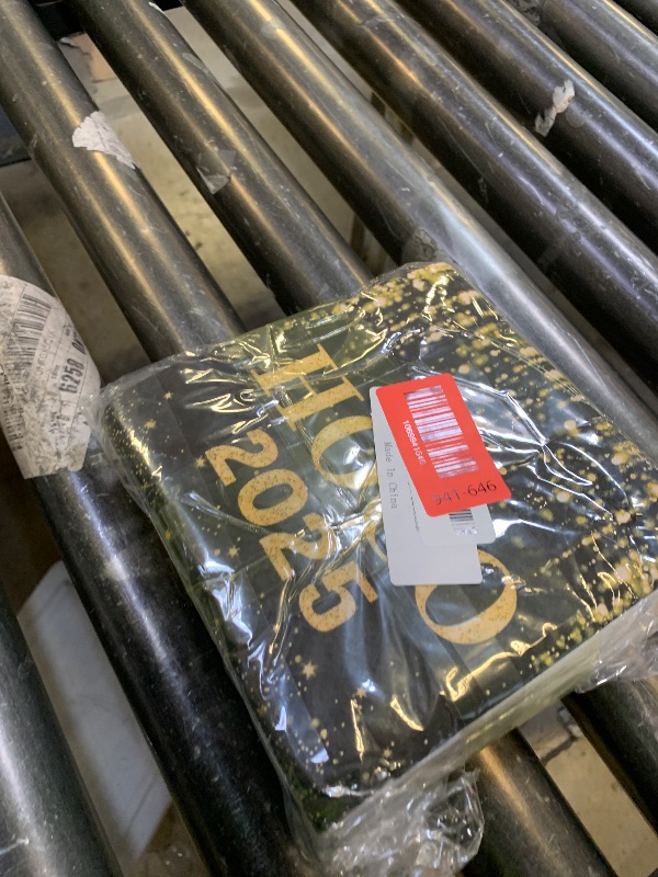 Photo 1 of 100 Pcs Homecoming Napkins Black and Gold 2025 Napkins Serve 100 Guest Homecoming Party Supplies for Welcome Back to School Celebration Party Supplies Dinner Picnic Table Decorations