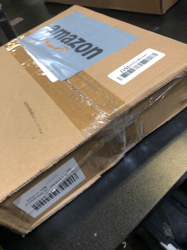 Photo 1 of 108pcs Roses Head Flowers with Stem - Pink White Artificial Flowers Rose Bulk - Silk Pink Graduation Rose Fake Flower for Teen Girls Birthday Bouquets Centerpieces Party Floral Arrangement Decor