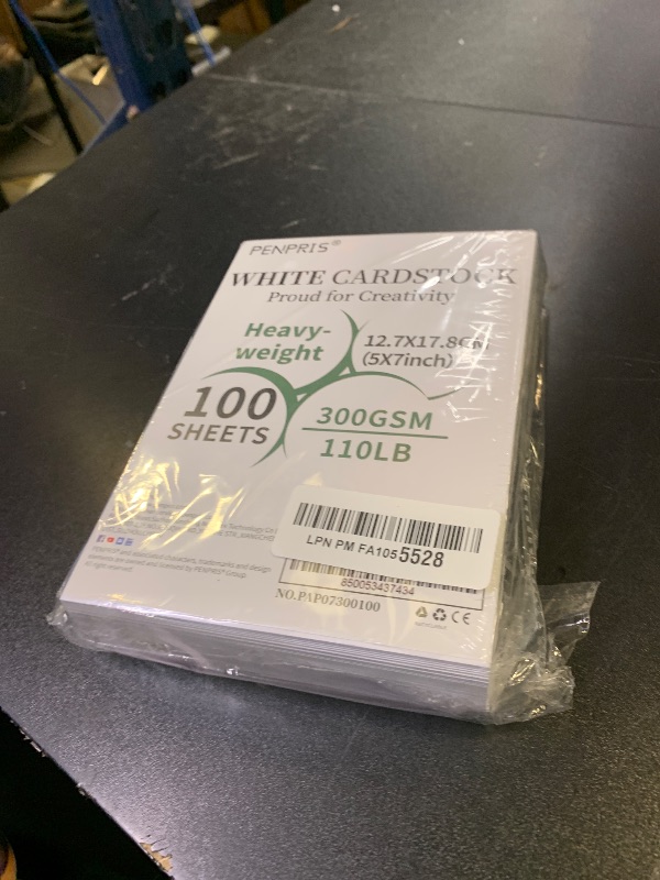 Photo 1 of 100 Sheets White Cards Blank - 5''x7'' White Card Stock 300gsm/110lb Thick Paper Cardstock, Heavy CardStock Blank for Wedding Invitations, Index Cards, Greeting, Note - PAP07300100