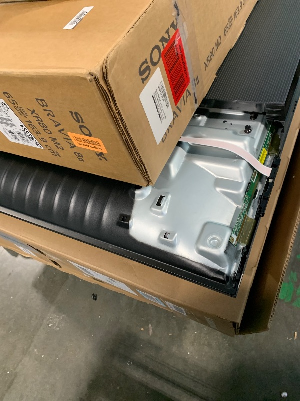 Photo 1 of ***Final Sale, No Returns*** ***Not Functional*** Pallet Of TV's