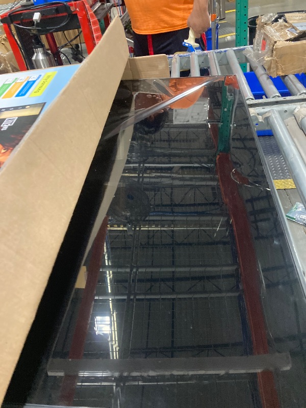 Photo 1 of *****BROKEN SCREEN DAMAGED!!!!!!!!!!!!!FINAL SALEW USE FOR PARTS******SAMSUNG 40-Inch Class Full HD F6000 Smart TV (2025 Model) HDR, Object Tracking Sound Lite, Knox Security, One UI Tizen, Smart TV