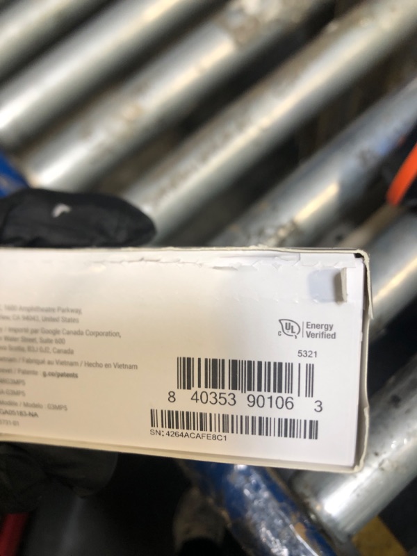 Photo 1 of ** FACTORY SEALED** Fitbit Charge 6 Fitness Tracker with Google apps, Heart Rate on Exercise Equipment, 6-Months Premium Membership Included, GPS, Health Tools and More, Obsidian/Black, One Size (S & L Bands Included)