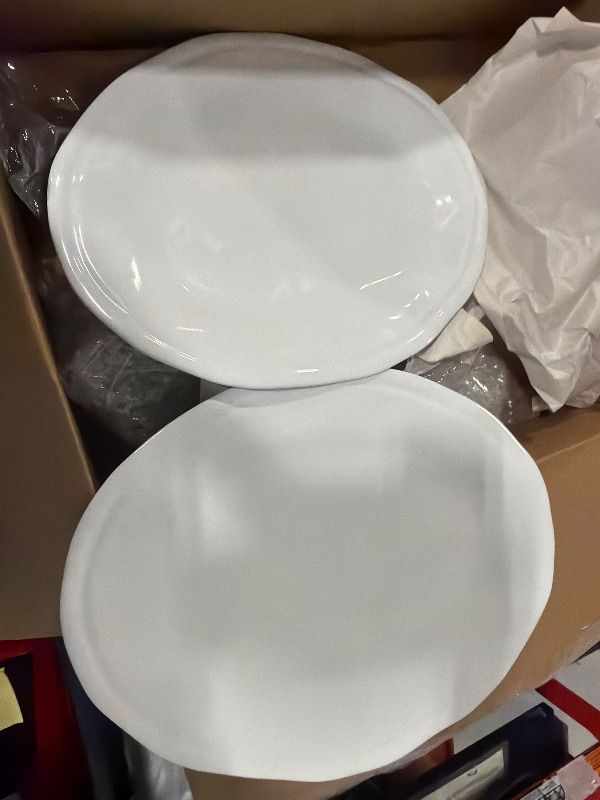 Photo 1 of ** SIMILAR** Two's Company White Cabbage Pattern Melamine Serving Trays, Set of 2