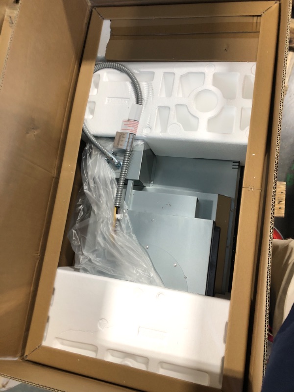 Photo 1 of ** minor scratches on bottom *** GASLAND Electric Downdraft Cooktop 31.5 Inch(80cm), 4 Burners Glass Radiant Stovetop 220V, 3-speed Max. 330 CFM Downdraft Exhaust