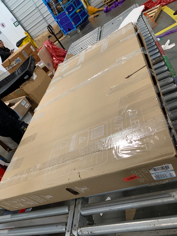 Photo 1 of ***MAJOR DAMAGE SCREEM DAMAGE NO RETURN FINAL SALE****Samsung 65-Inch Class QLED Q7F Series Samsung Vision AI Smart TV (2025 Model, 65Q7F) Quantum HDR, Object Tracking Sound Lite, Q4 AI Gen1 Processor, 4K upscaling, Gaming Hub, Alexa Built-in