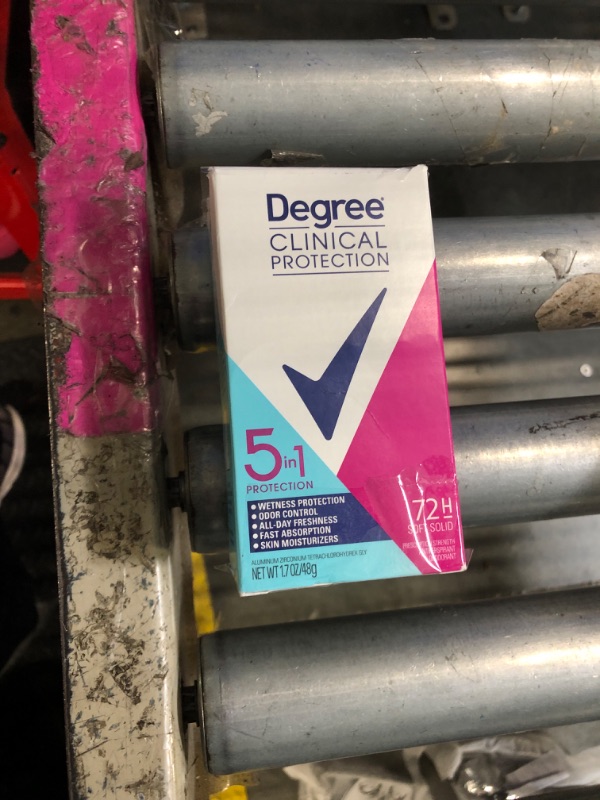 Photo 1 of ***used*** Degree Clinical Strength Antiperspirant Deodorant 96-Hour Sweat and Odor Protection Original Soft Solid 5x Types of Sweat 1.6 oz