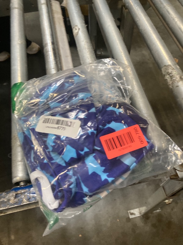 Photo 1 of "Boys Two Piece Rash Guard Swimsuits Kids Long Sleeve Sunsuit Swimwear Sets 9T" to "Boys Two Piece Rash Guard Swimsuits Kids Long Sleeve Sunsuit Swimwear Sets", since size mentions 7-8yrs.