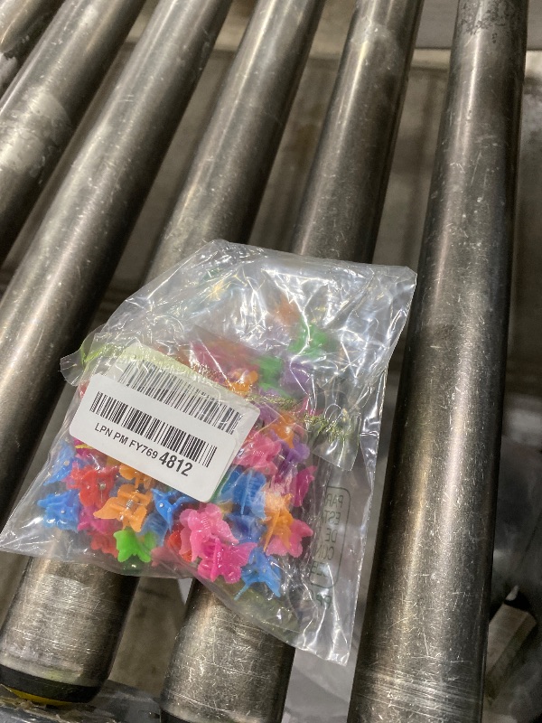 Photo 1 of 100 Packs Assorted Color Butterfly Hair Clips, Bantoye Beautiful Mini Hair Accessories for Girls and Women, Random Color