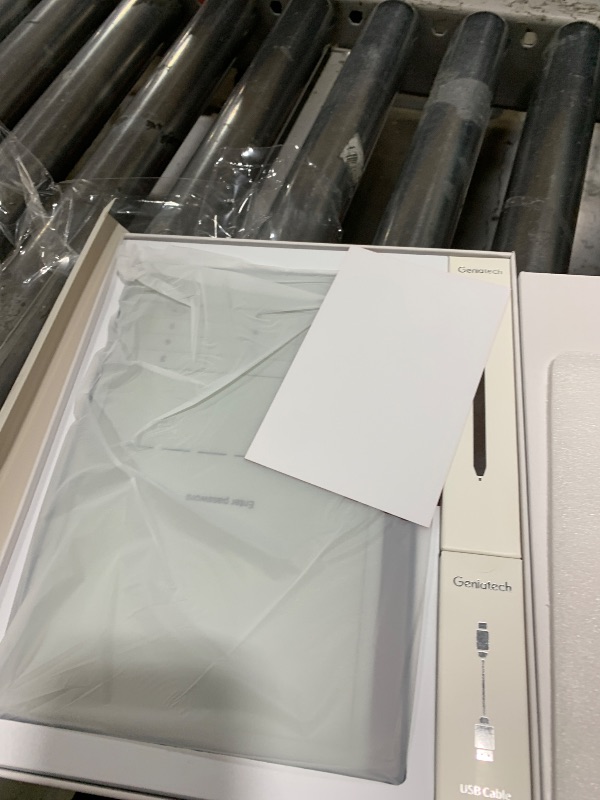 Photo 1 of Android E-Ink ePaper Tablet, Paperwhite eBook Reader Digital Notebook for Note Taking, Drawing Paper White Graphics Notepad with Stylus and Case, Cloud Sync and Screen Casting - Model Mini 9.7" Silver