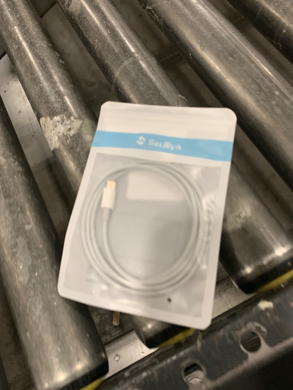 Photo 1 of (Apple MFi Certified) iPhone AUX Cord,Lightning to 1/8 Inch Audio Cable,3.3ft, Headphone Jack Adapter Male Aux Stereo Audio Cable Compatible for iPhone 14/13/12/11/XR/X/8/7 (White)