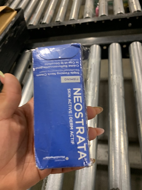 Photo 1 of NEOSTRATA Triple Firming Neck Cream, New & Improved Formula - with MicroDiPeptide229®, NeoGlucosamine, and Bakuchiol, Fragrance-free, Oil-Free, Décolletage Rejuvenating Cream For all Skin Types, 80 g.