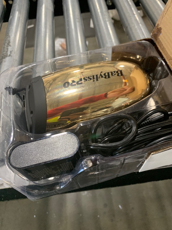 Photo 1 of BaBylissPRO GOLDFX Cord/Cordless Massager