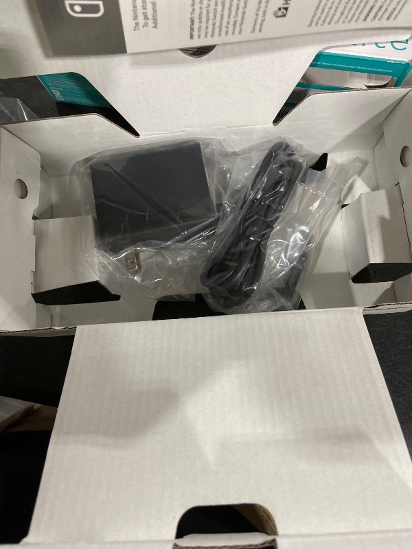 Photo 1 of Nintendo Switch Lite - Turquoise