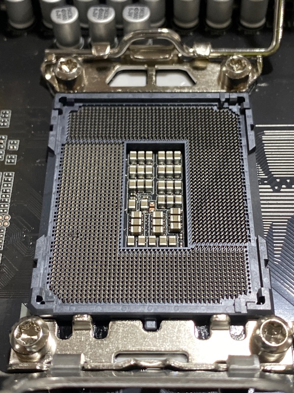 Photo 1 of GIGABYTE B860 DS3H WIFI6E Intel Core Ultra (Series 2) LGA 1851 Motherboard, ATX, DDR5, 3X M.2, PCIe 5.0, USB-C, WIFI6E, 2.5GbE LAN, EZ-Latch