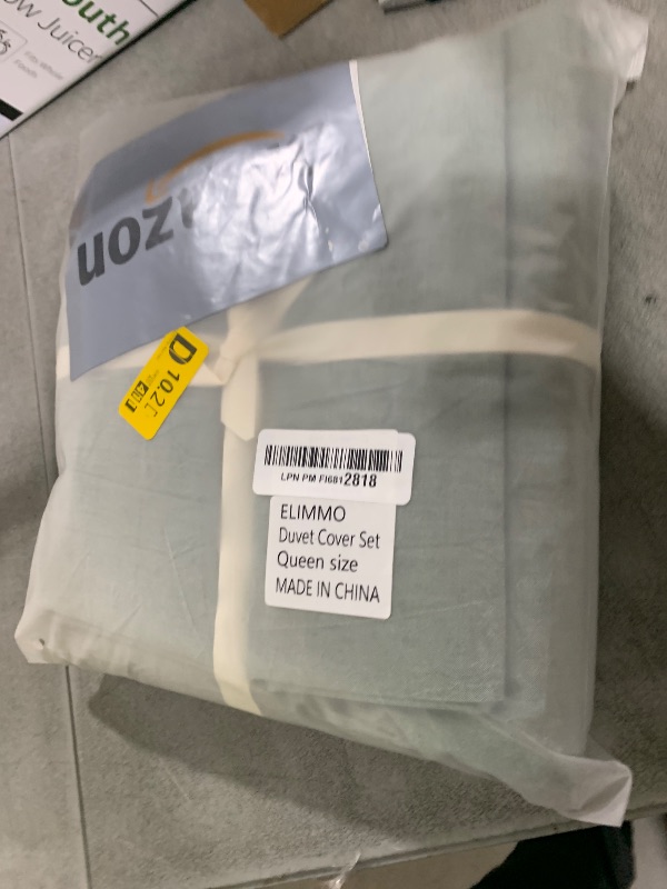 Photo 1 of ELIMMO Cooling Queen Duvet Cover Set 3 Pieces-100% Washed Cotton Linen Like Textured Ultra Soft Cozy Bedding with Zipper Closure,Includes 1 Duvet Cover & 2 Pillow Shams(Green,Queen 90"x90")