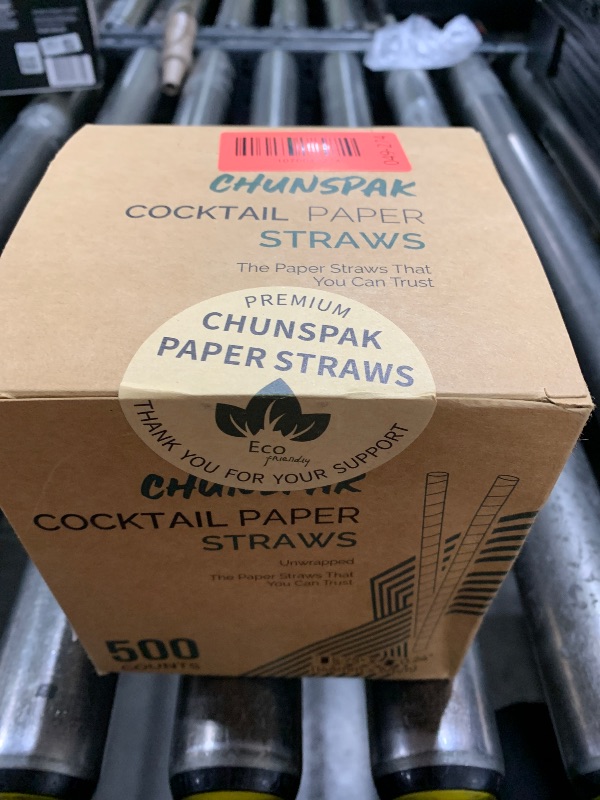 Photo 1 of [500 Counts] Chunspak 5.75 inch Eco-friendly Disposable Short Paper Drinking Straws Bulk for Cocktail, Mixed Drinks - Black White Striped