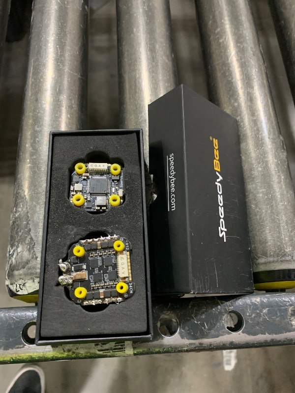 Photo 1 of SpeedyBee F405 Mini Flight Controller Stack, 20x20mm, APP Control, Bluetooth Built-in, 35A 4-in-1 BLHeliS ESC Board, Compatible with DJI Air Unit FPV Drone Airplane