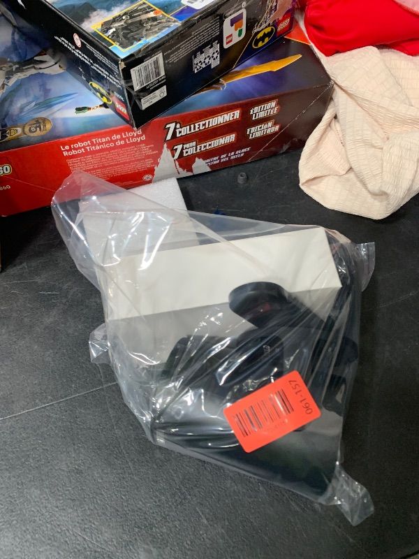 Photo 1 of [Built-in Apps & 2026 Upgraded] Mini Projector Support 4K 1080P Auto Keystone 180° Rotatable with WiFi 6 and Bluetooth 5.4, Projector Portable Compatibile with HDMI/TV Stick/Memory Stick/Laptop-Black