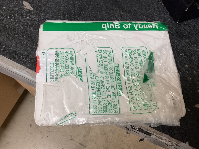 Photo 1 of HEAVILY USED*****Apple Magic Keyboard: Keyboard and Case for iPad Air 11-inch (M2 and M3) and iPad Air (4th and 5th Generation), US English — White