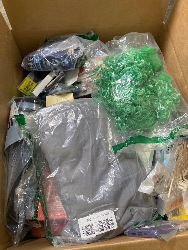 Photo 1 of Nellis Variety Box: Small (Please see clerk notes)
