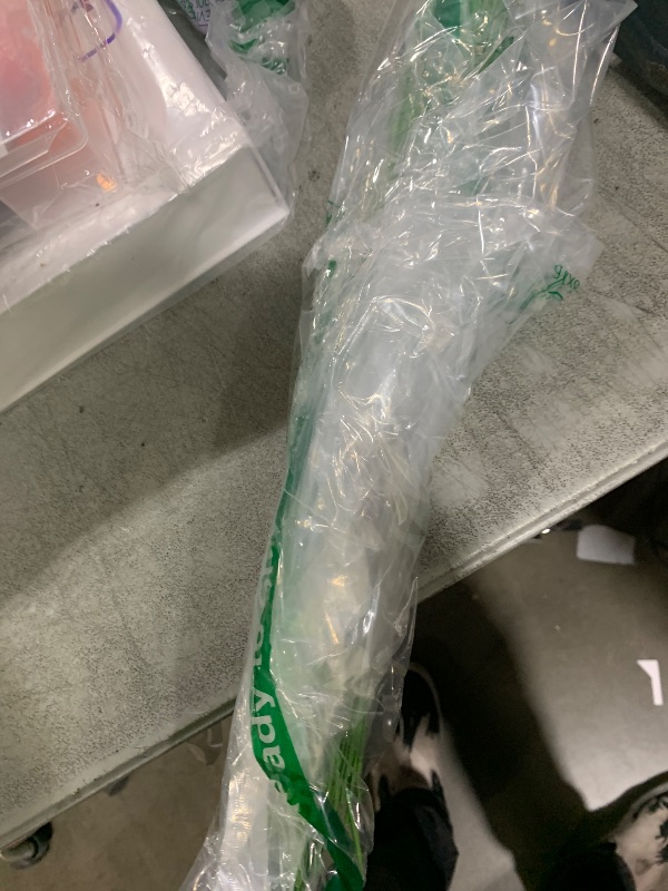 Photo 1 of 100 Pcs 14 Inch 18 Gauge Floral Stems Wire,Green Flower Paper Wrapped Wires,DIY Crafting Floral Stem for Artificial Flowers Arrangements,Bouquets Flower Making Supplies