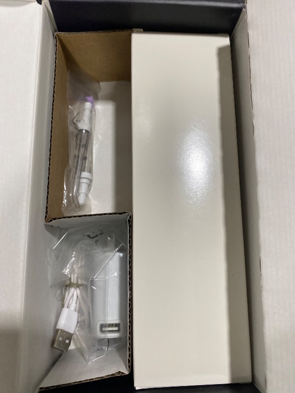 Photo 1 of Philips Sonicare Cordless Power Flosser 3000 - Water Flosser with Innovative Quad Stream Technology, Oral Irrigator with 2 Flossing Modes and 3 Pressure Levels, IPX7 Waterproof, White, HX3826/21